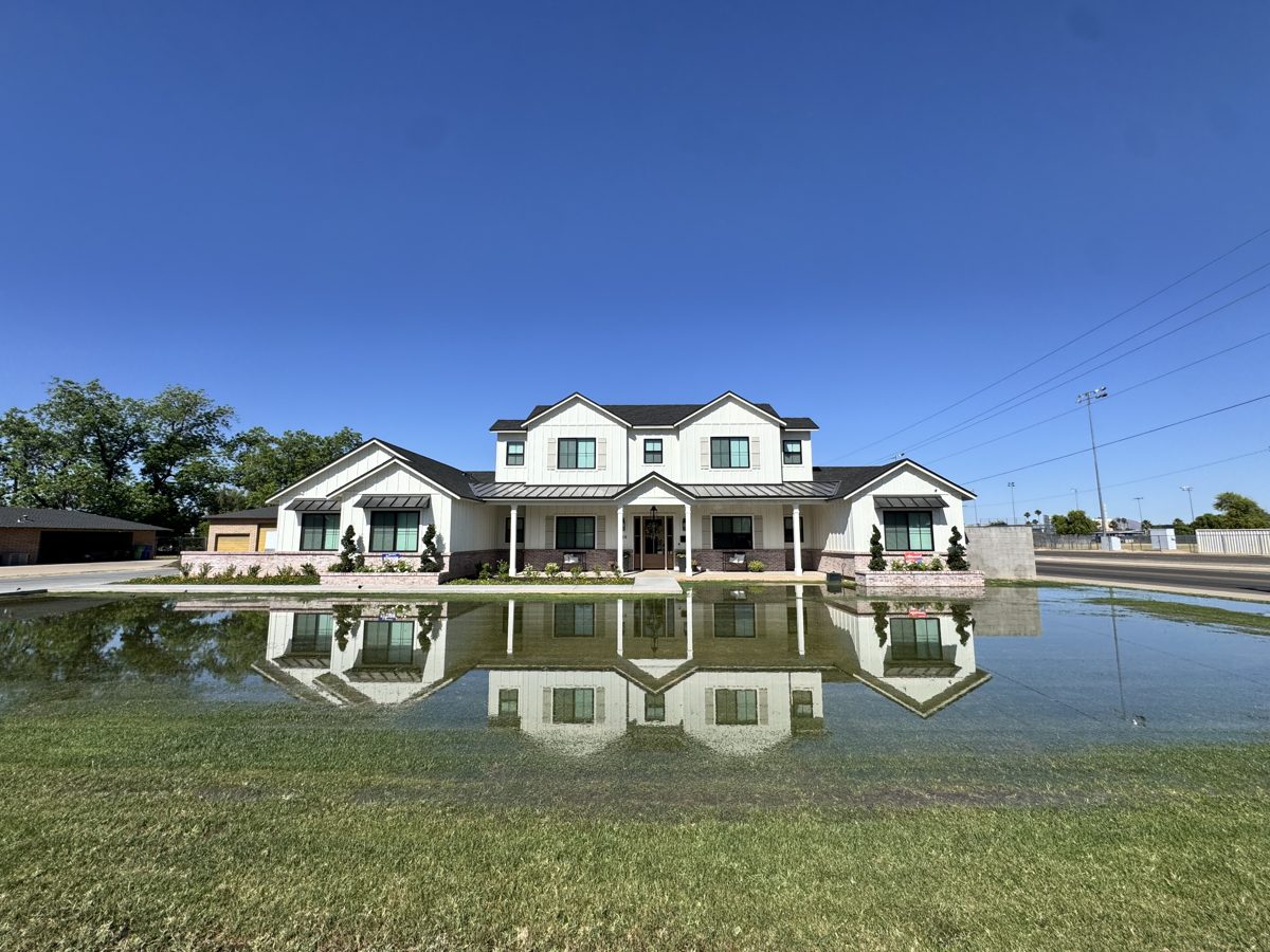 A built-in audience of buyers following @floodirrigationaz for flood irrigated Arizona homes